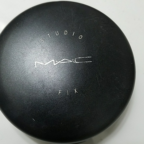 MAC Cosmetics Other - Mac Studio fix powder